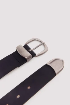 Ceinture effet cuir avec pointe en m&eacute;tal