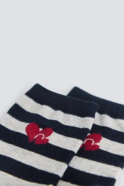 Chaussette longue &agrave; rayures c&oelig;urs