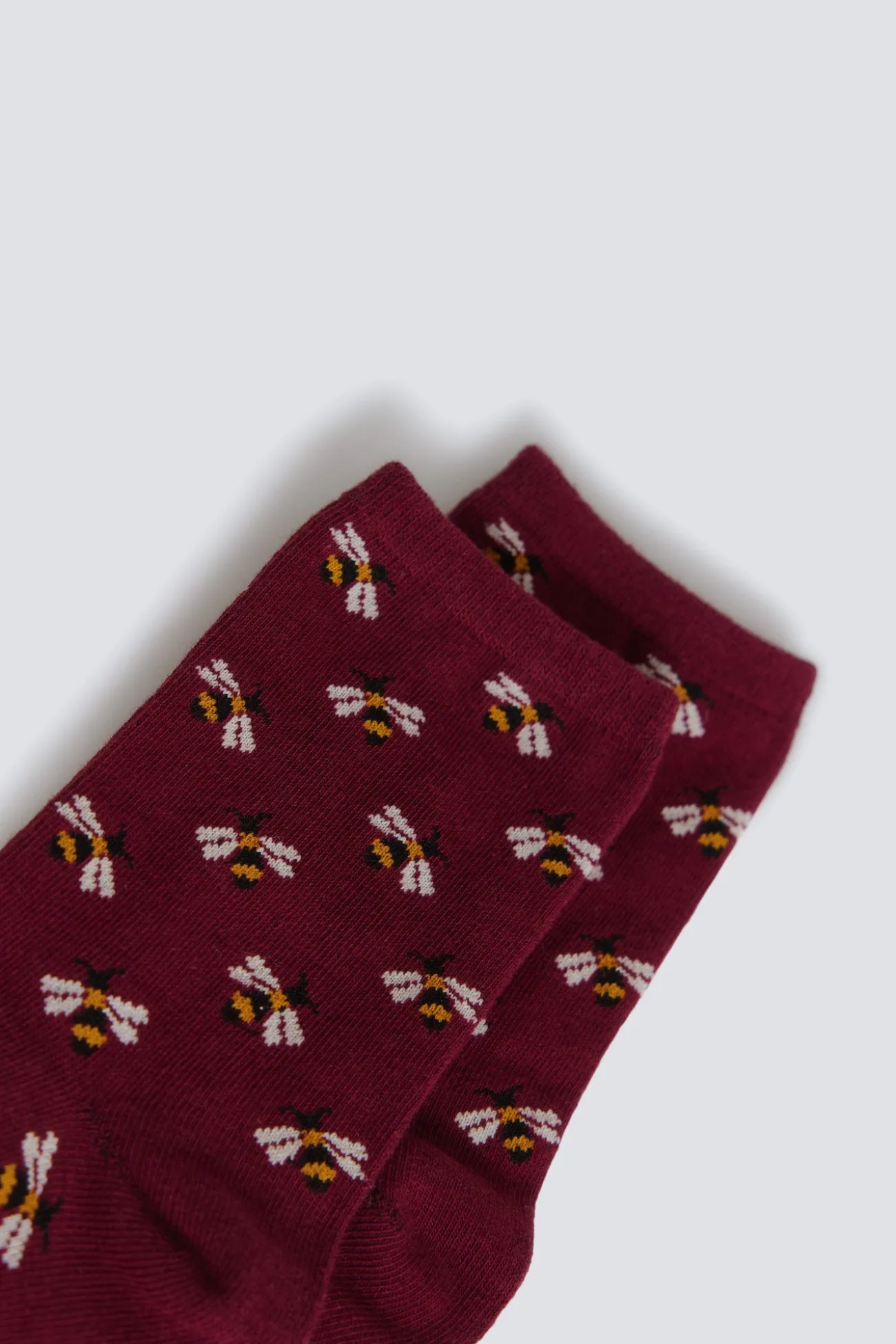 Chaussette longue motif abeilles