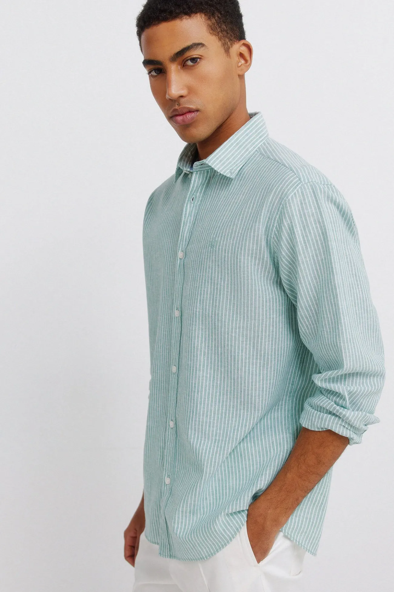 Chemise en lin à rayures