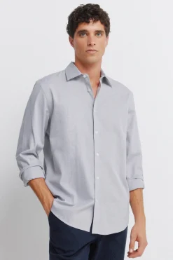 Chemise habill&eacute;e &agrave; la structure facile d'entretien
