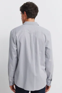 Chemise habill&eacute;e &agrave; la structure facile d'entretien