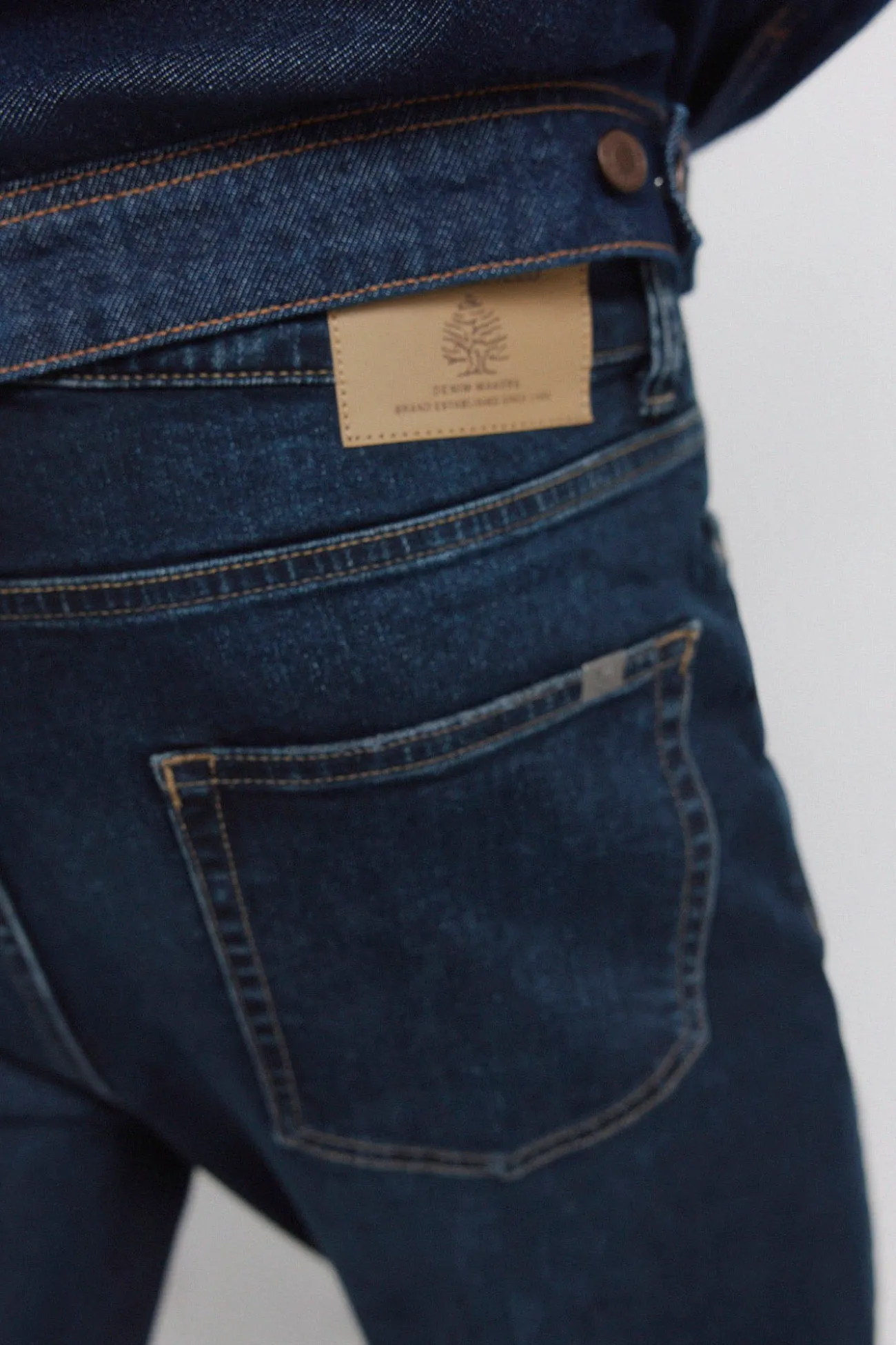 Jeans délavage foncé slim fit