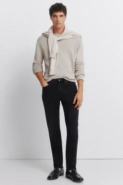 Jeans noir lav&eacute; coupe skinny