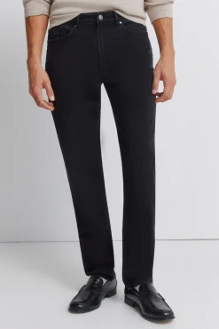 Jeans noir lav&eacute; coupe skinny