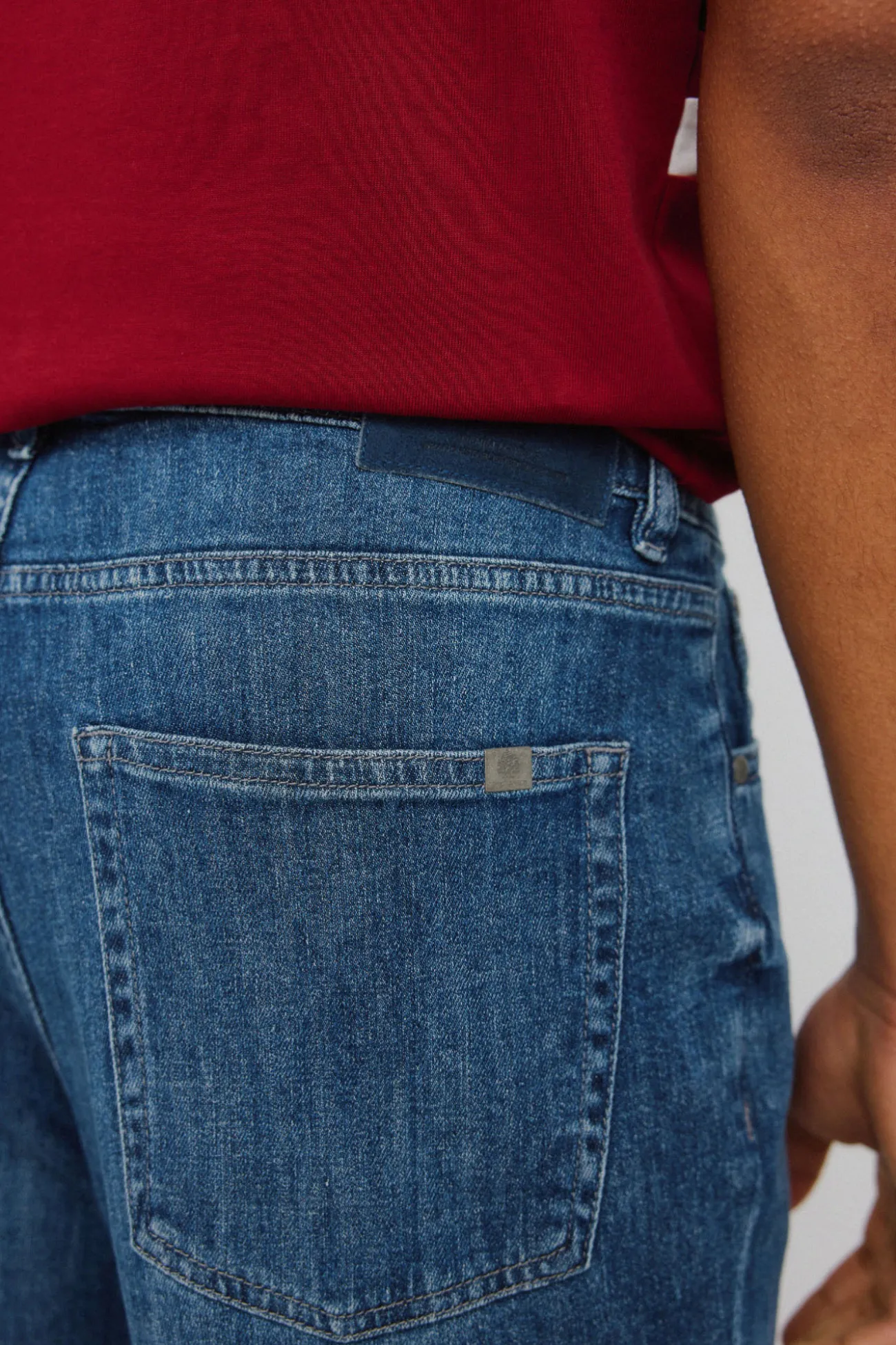 Jeans ultra-léger délavé foncé slim fit