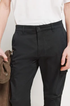 Pantalon cargo coupe slim confortable