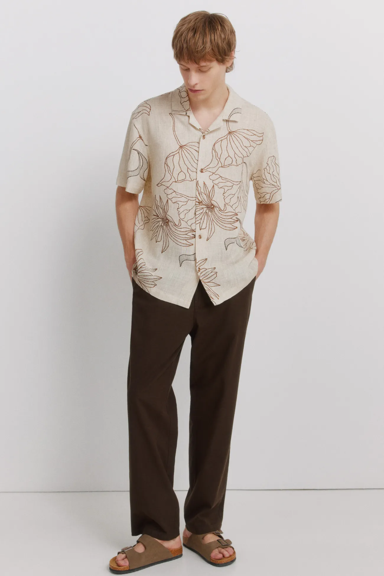 Pantalon droit coupe droite en lin