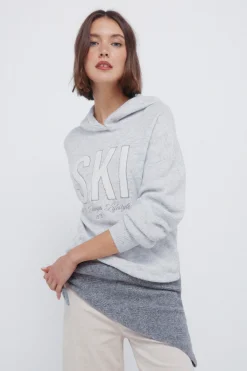 Pull &agrave; capuche &laquo; Ski &raquo;