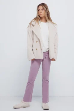 Pull en maille torsad&eacute;e pull