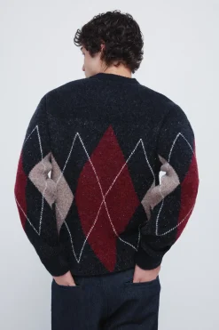 Pull fantaisie &agrave; motifs de losanges