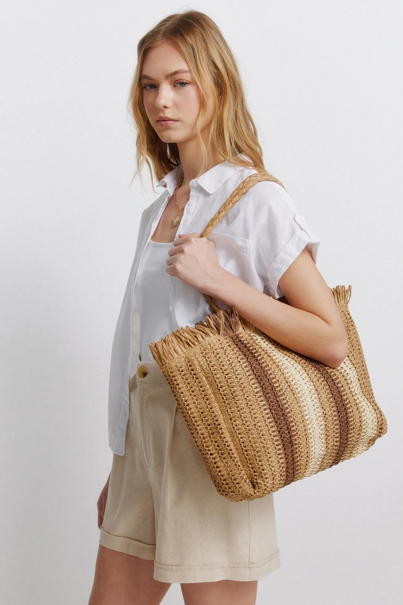 Sac shopping à rayures.
