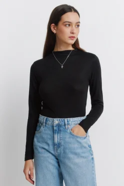 T-shirt &agrave; col Perkins