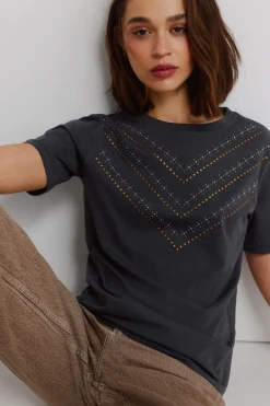 T-shirt &agrave; manches courtes &agrave; clous