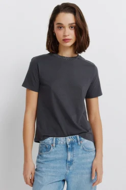 T-shirt &agrave; manches courtes &agrave; clous