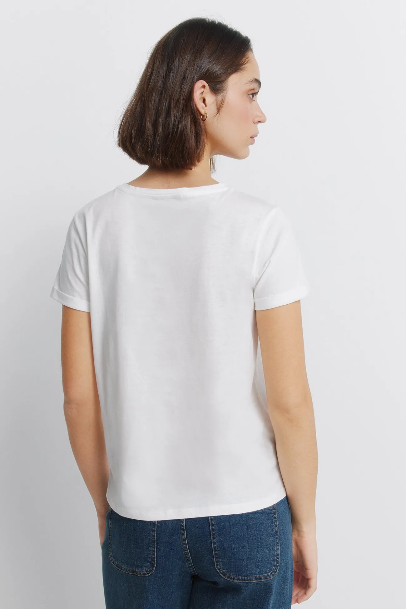 T-shirt à manches retroussées
