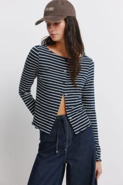 T-shirt à rayures avec boutons