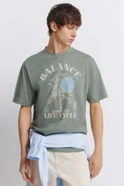 T-shirt Balance