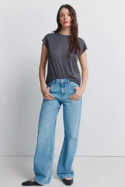 T-shirt basique à clous