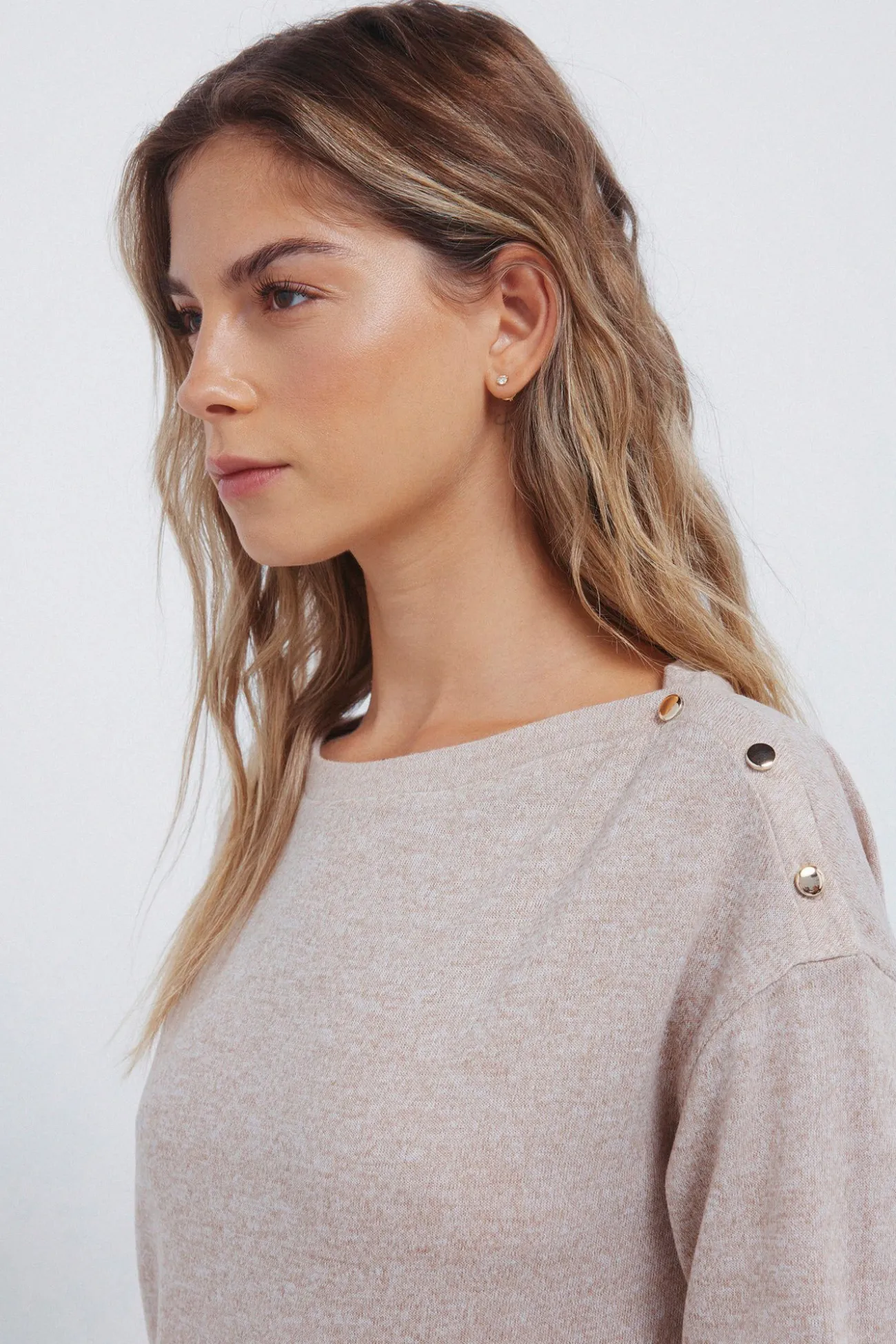 T-shirt boutonnée combinée aux épaules