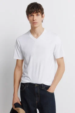 T-shirt col en V coupe slim en lycra