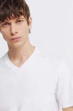 T-shirt col en V coupe slim en lycra