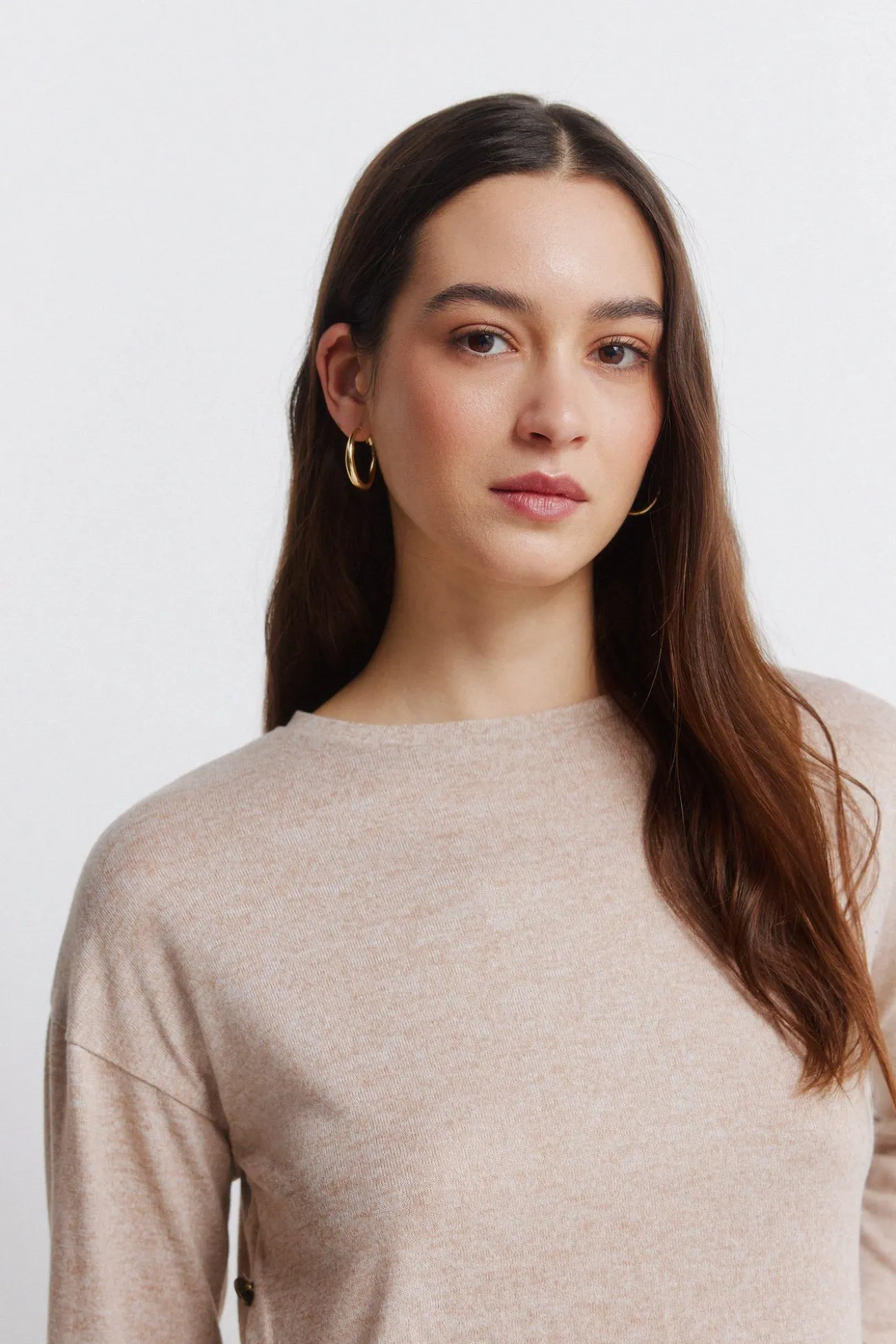T-shirt combinée avec boutons latéraux