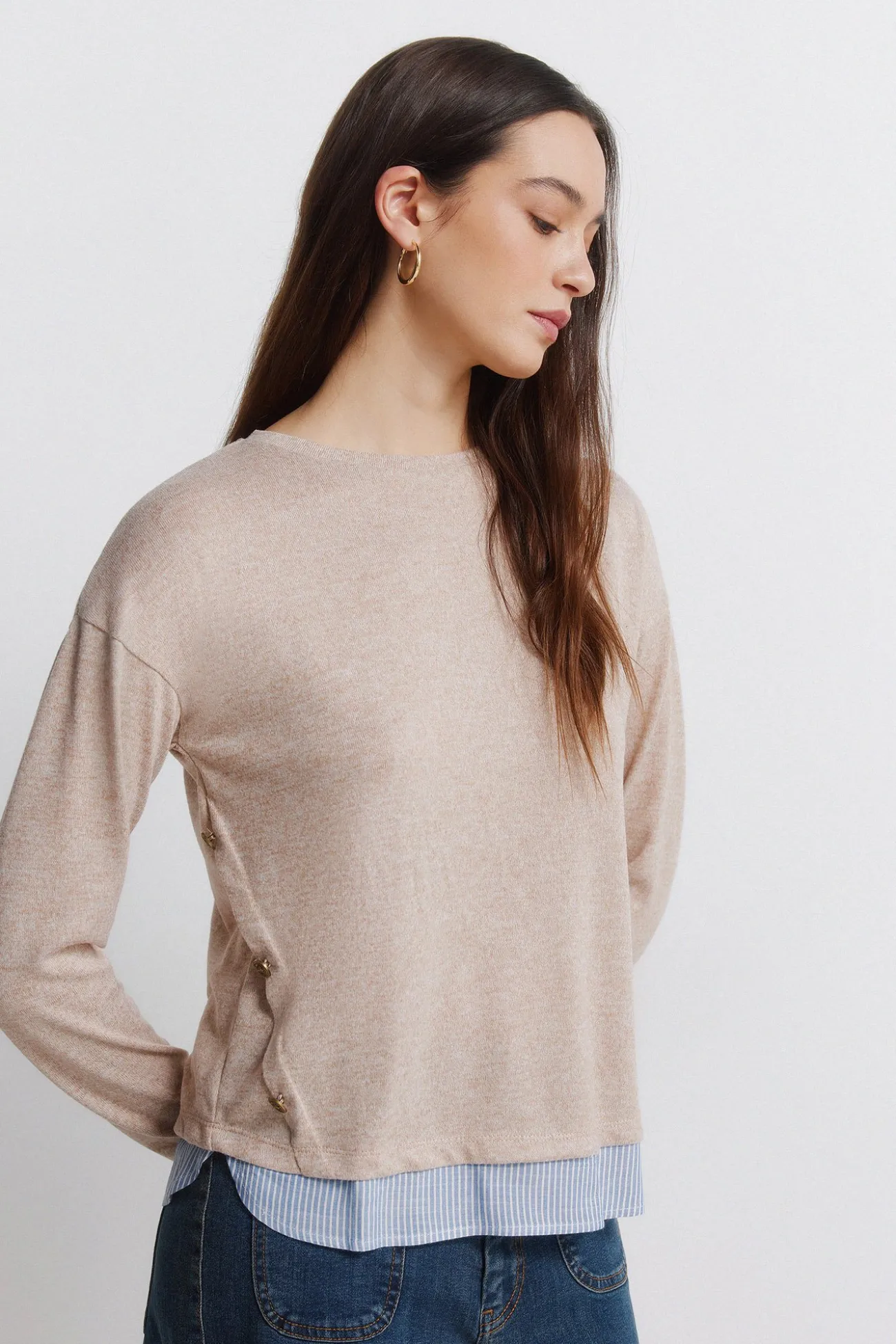 T-shirt combinée avec boutons latéraux