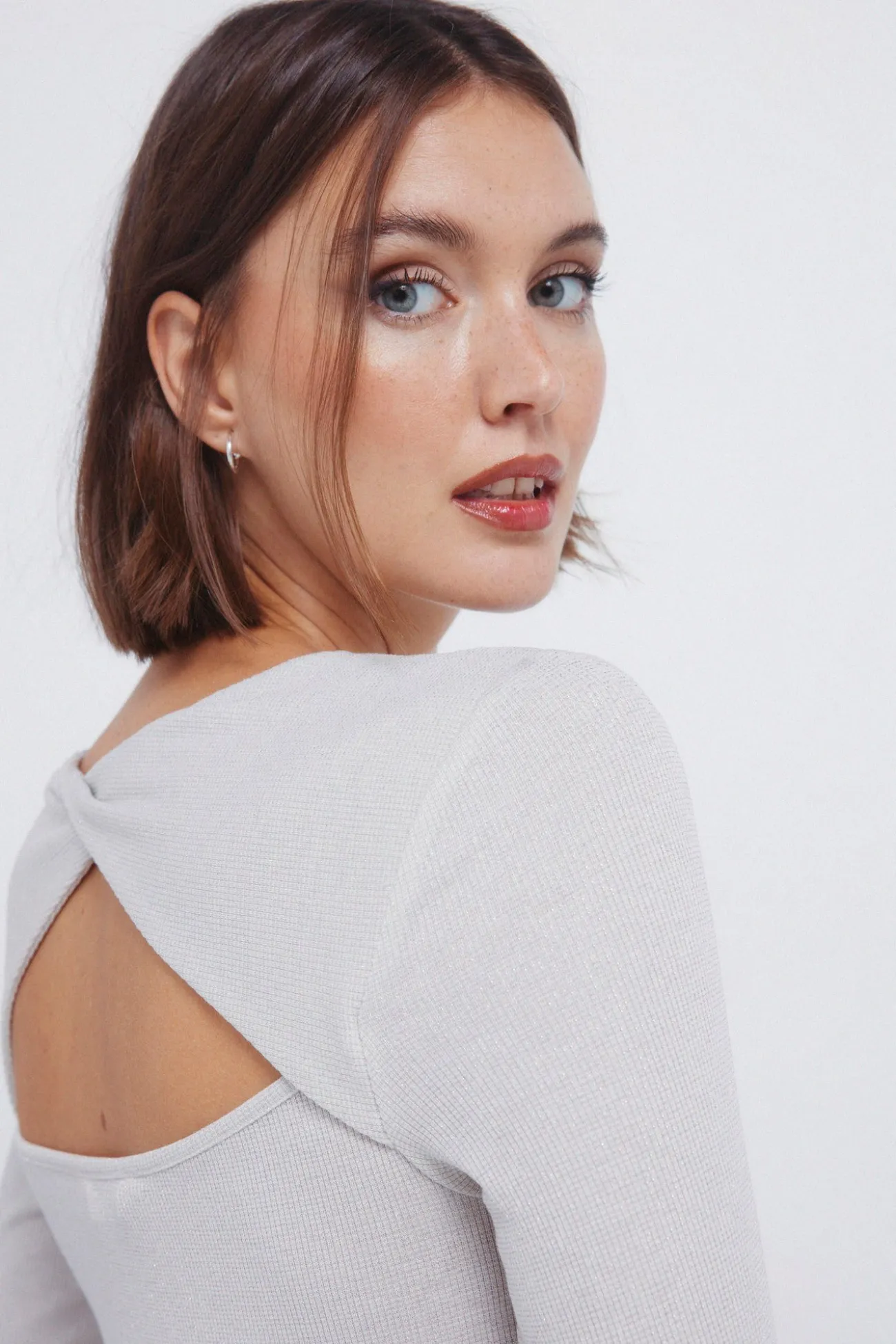T-shirt décolleté dos en lurex